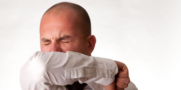 Causas de tosse seca de uma tosse não produtiva persistente e constante