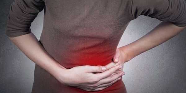 diarréia do movimento do intestino vermelho-fezes e diarréia avermelhada