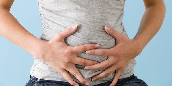 causas de estômago gassy de gás intestinal de soldado superior